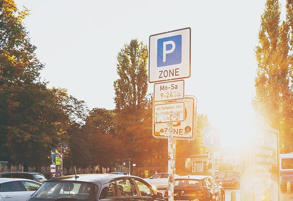 Parken-Zone Straßenschild